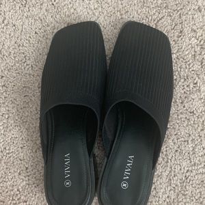 Vivaia black square toe mule slide
